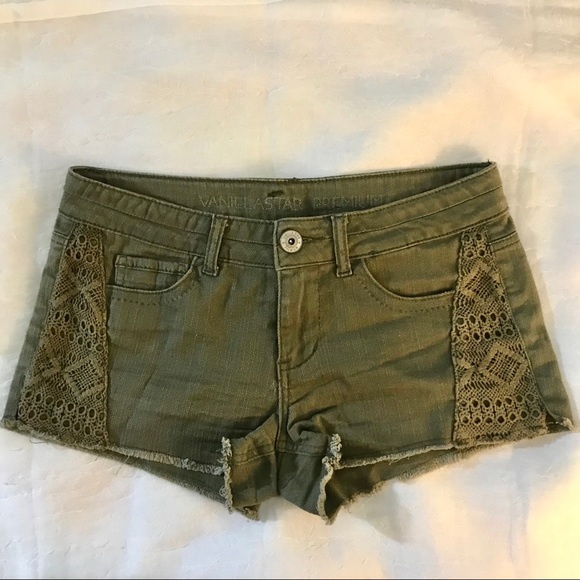 Tilly’s Olive Green Shorts with Crochet Detailing - Picture 2 of 12